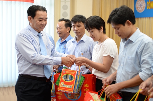 Công ty Yến sào Khánh Hòa trao tặng 420 suất quà, nhân ngày thương binh liệt sĩ